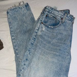 Abercrombie & Fitch 80’s style mom jeans